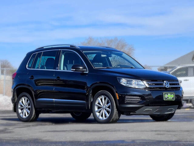 2017 Volkswagen Tiguan Wolfsburg Edition's photo