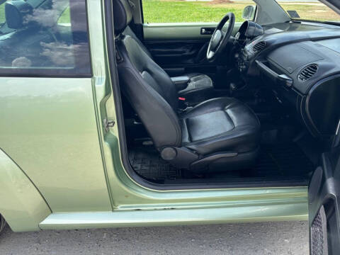 2010 Volkswagen New Beetle