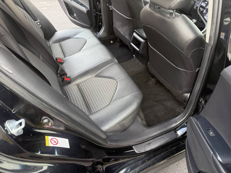 2018 Toyota Camry SE