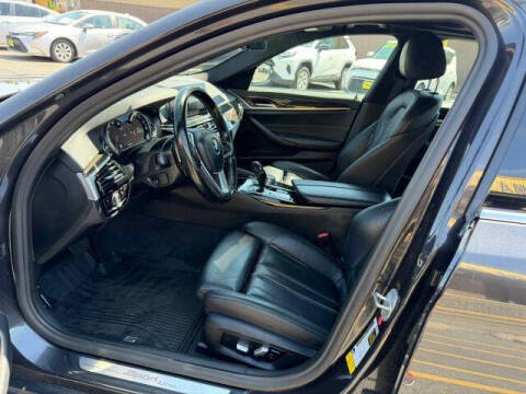 2018 BMW 5 Series 540i