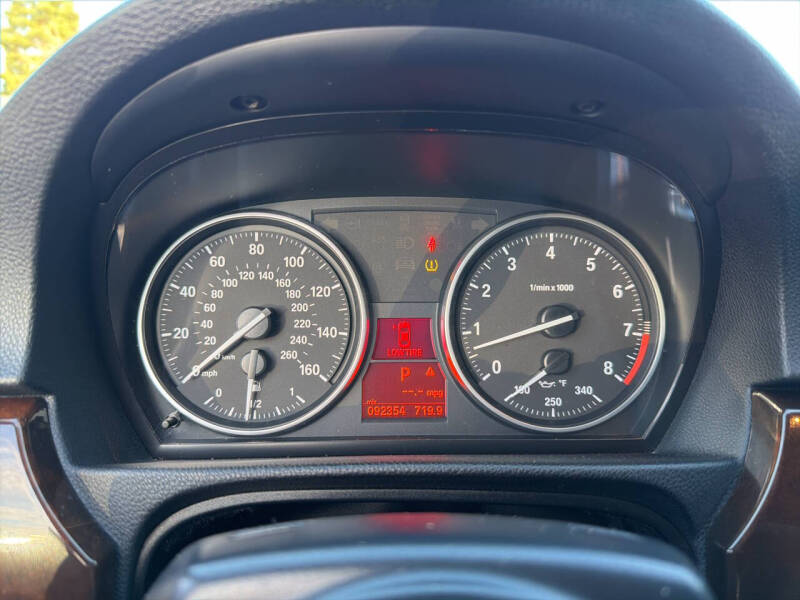 2011 BMW 3 Series 328i