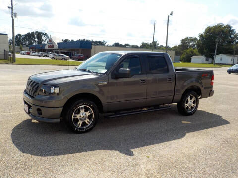 2007 Ford F-150 for sale at Young's Motor Company Inc. in Benson NC