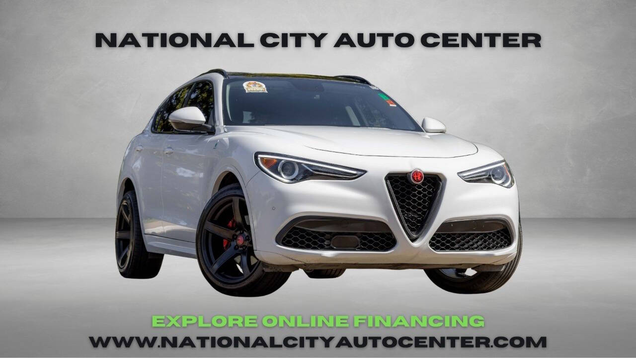 used 2018 Alfa Romeo Stelvio Base AWD 4dr Crossover