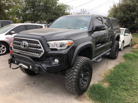 2017 Toyota Tacoma SR V6