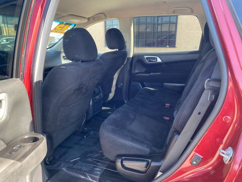 2015 Nissan Pathfinder SV