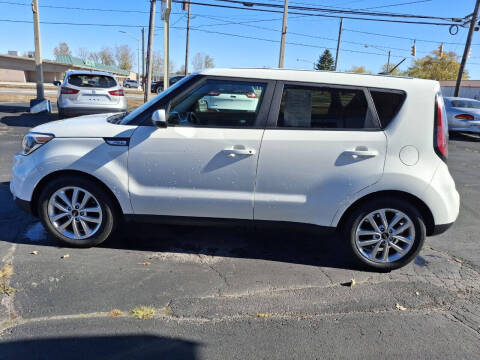 2019 Kia Soul +