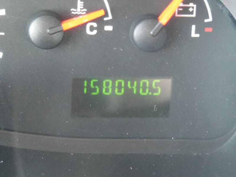 2004 Ford E-Series E-250