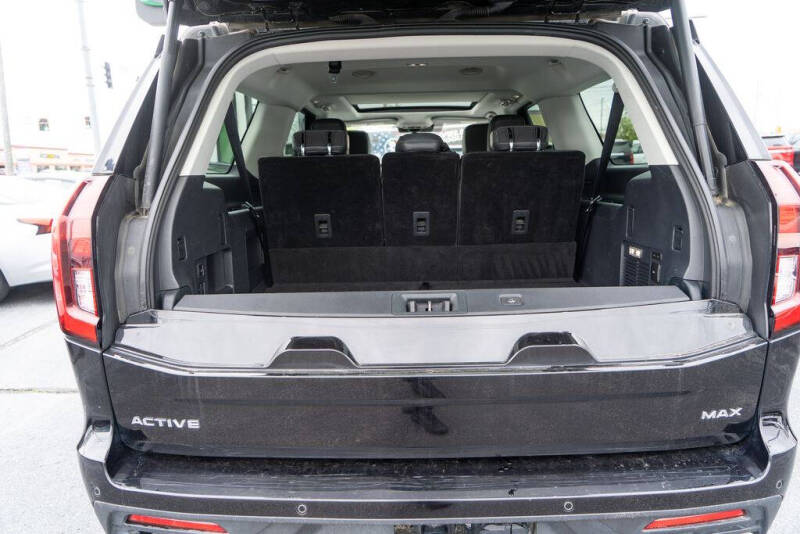 2025 Ford Expedition MAX Active