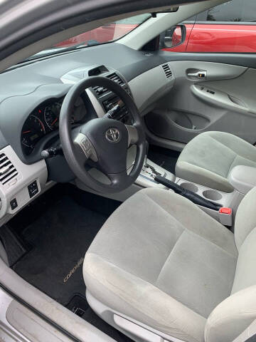 2012 Toyota Corolla LE