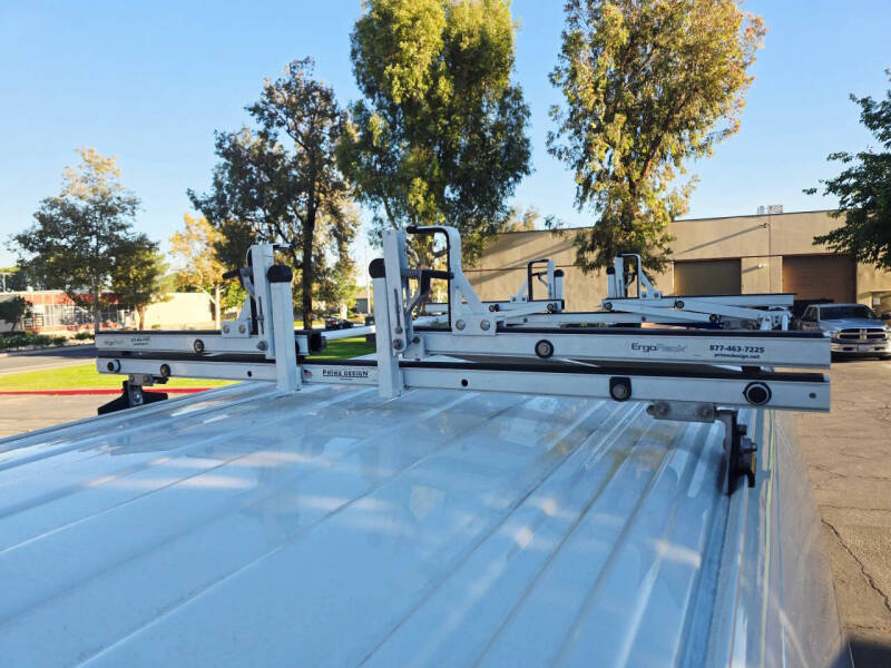 2017 Chevrolet Express 2500