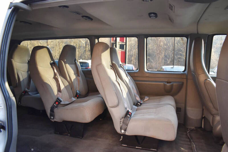 2016 Chevrolet Express LT 3500