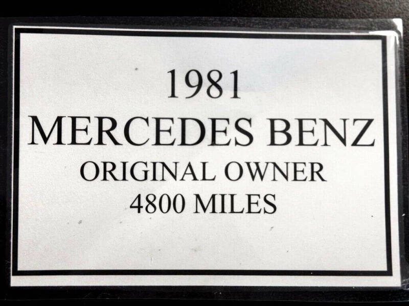 1981 Mercedes-Benz 380-Class 380 SL