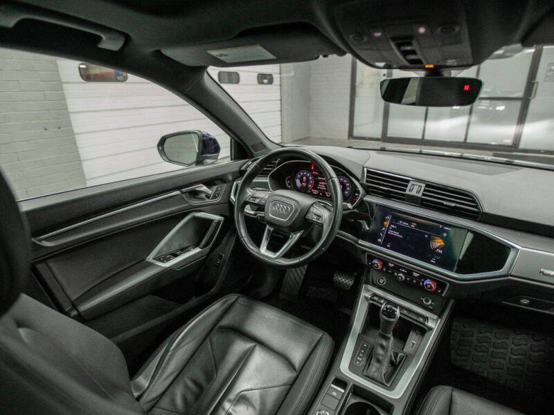 2021 Audi Q3 quattro S line Premium 45 TFSI