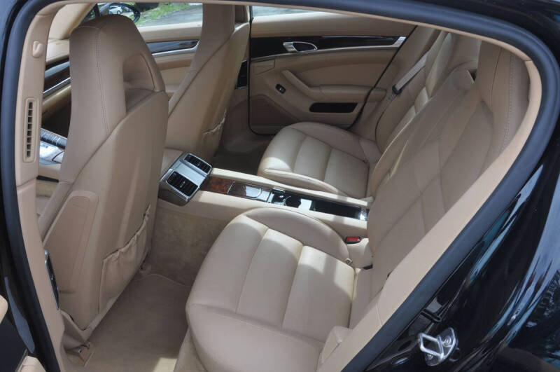 2013 Porsche Panamera