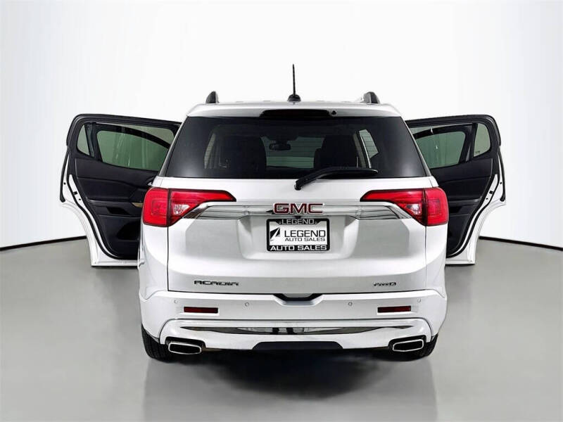 2019 GMC Acadia Denali