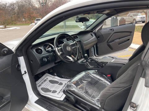 2014 Ford Mustang V6