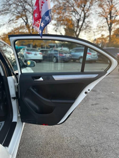 2013 Volkswagen Jetta SEL PZEV