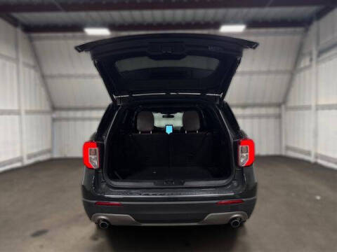 2022 Ford Explorer Hybrid Platinum