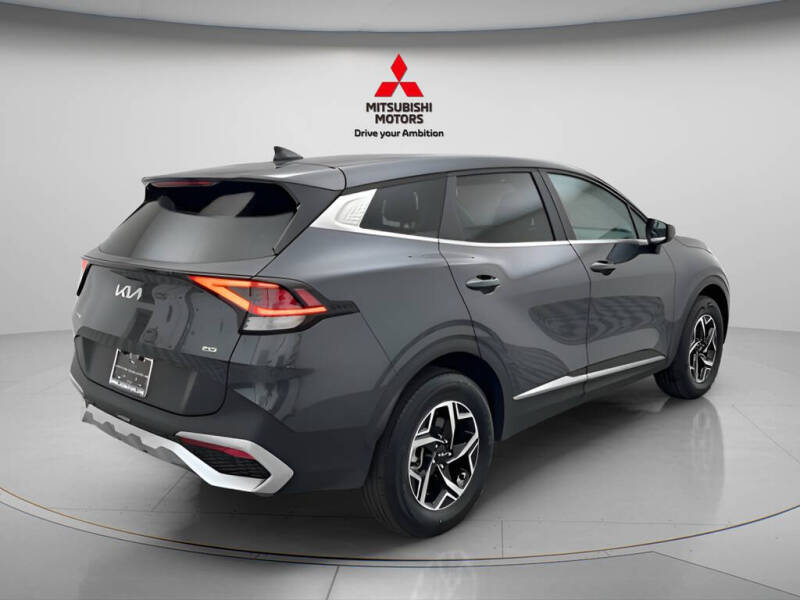 2024 Kia Sportage LX