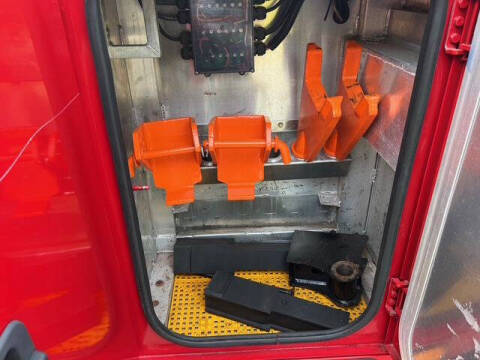 2008 Peterbilt 335