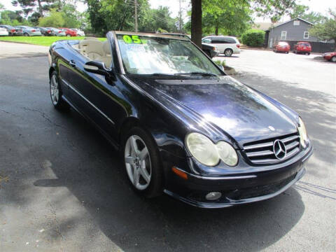 2005 Mercedes-Benz CLK for sale at Euro Asian Cars in Knoxville TN