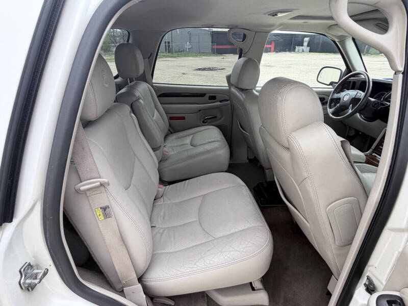 2004 Cadillac Escalade