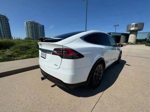 2018 Tesla Model X 75D