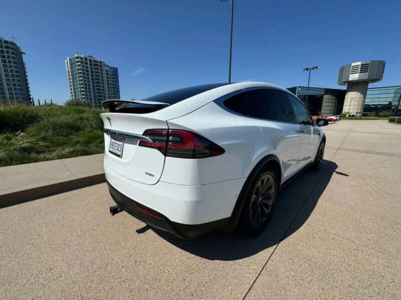 2018 Tesla Model X 75D