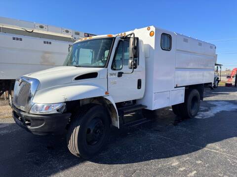 2007 International 4300 Chip Dump Truck for sale at Classics Truck and Equipment Sales in Cadiz KY