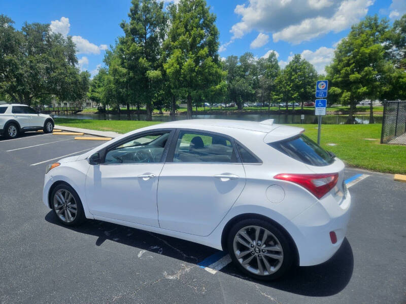 2016 Hyundai Elantra GT Base photo 3