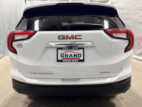 2024 GMC Terrain SLT