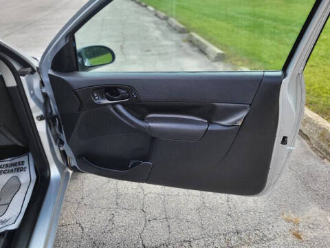 2005 Ford Focus ZX3 SE