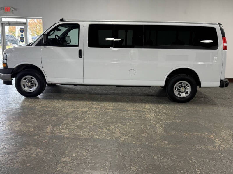 2024 Chevrolet Express LT 3500