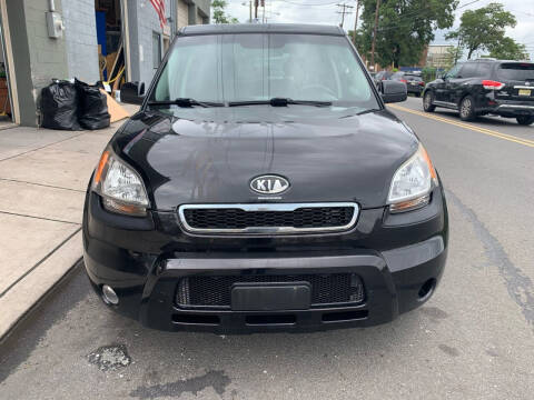 2010 Kia Soul for sale at SUNSHINE AUTO SALES LLC in Paterson NJ