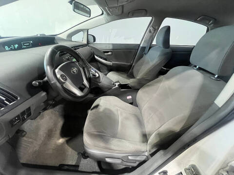 2011 Toyota Prius Two