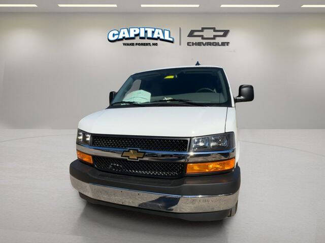 2025 Chevrolet Express 2500