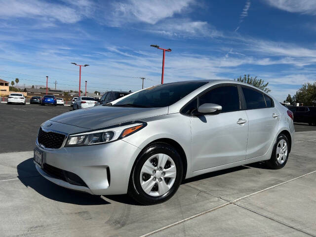 2018 Kia Forte for sale at Magic Auto Sales in Hesperia, CA