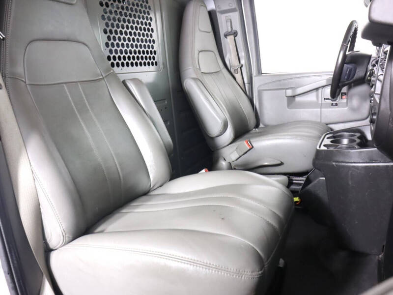 2019 Chevrolet Express 2500