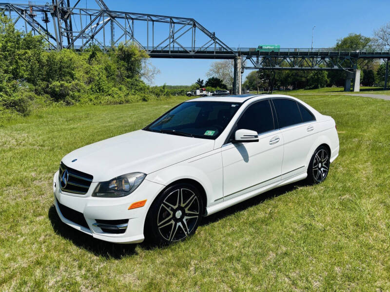Used 2014 Mercedes-Benz C-Class C250 Luxury with VIN WDDGF4HB9ER309355 for sale in Burlington, NJ
