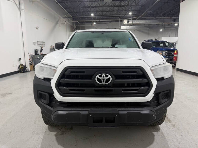 2016 Toyota Tacoma SR