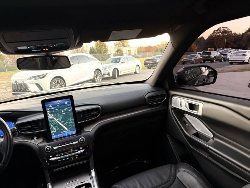 2020 Ford Explorer Platinum