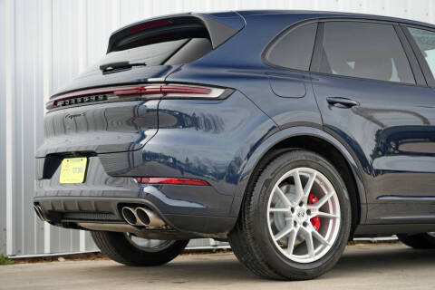 2025 Porsche Cayenne S