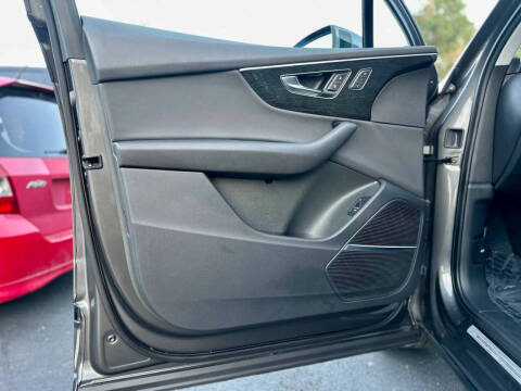 2021 Audi Q7 quattro Premium Plus 55 TFSI