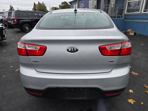 2015 Kia Rio LX