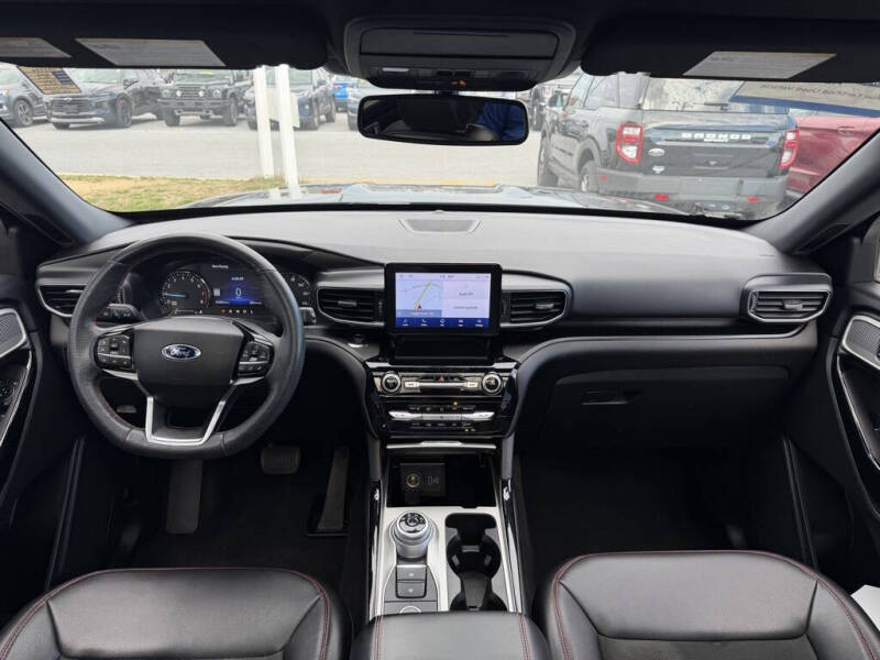 2022 Ford Explorer ST-Line