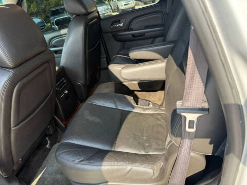 2014 Cadillac Escalade Luxury