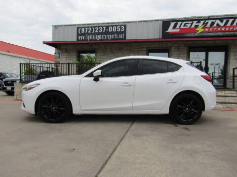 2017 Mazda MAZDA3 Touring