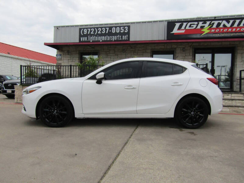 2017 Mazda MAZDA3 Touring