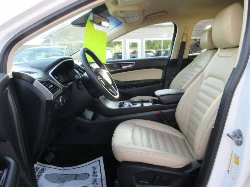 2020 Ford Edge SEL