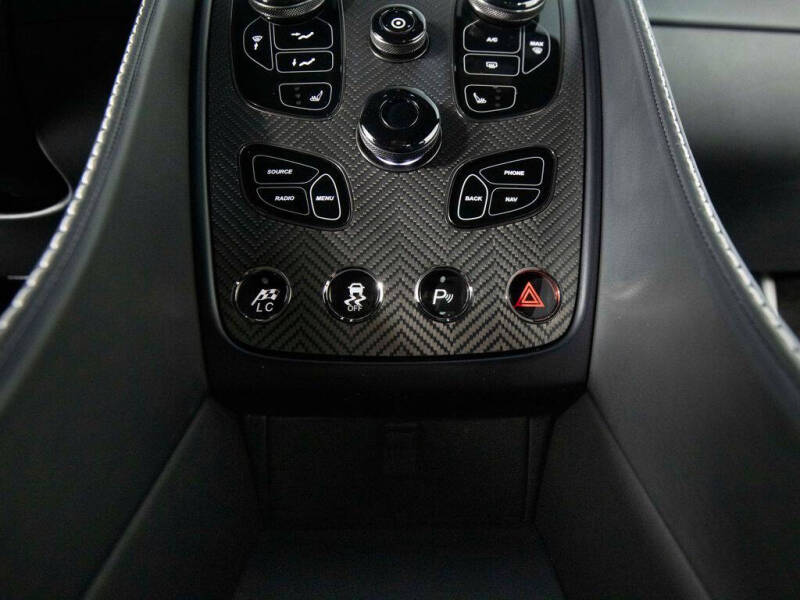 2015 Aston Martin Vanquish